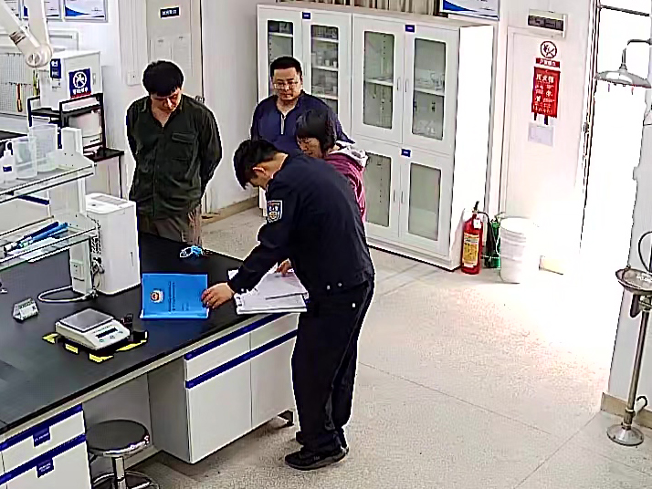 规范管理，让安全无小事——剧毒及易制爆危险化学品专项检查，我单位顺利通过并获得表扬！